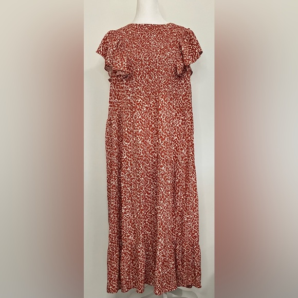 Old Navy Fit & Flare Flutter-Sleeve Tiered Smocked Midi Dress Red Floral 3X - Picture 2 of 10